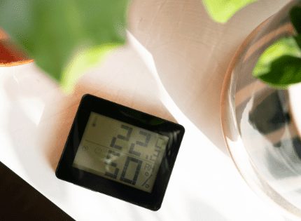 Humidity meter in home